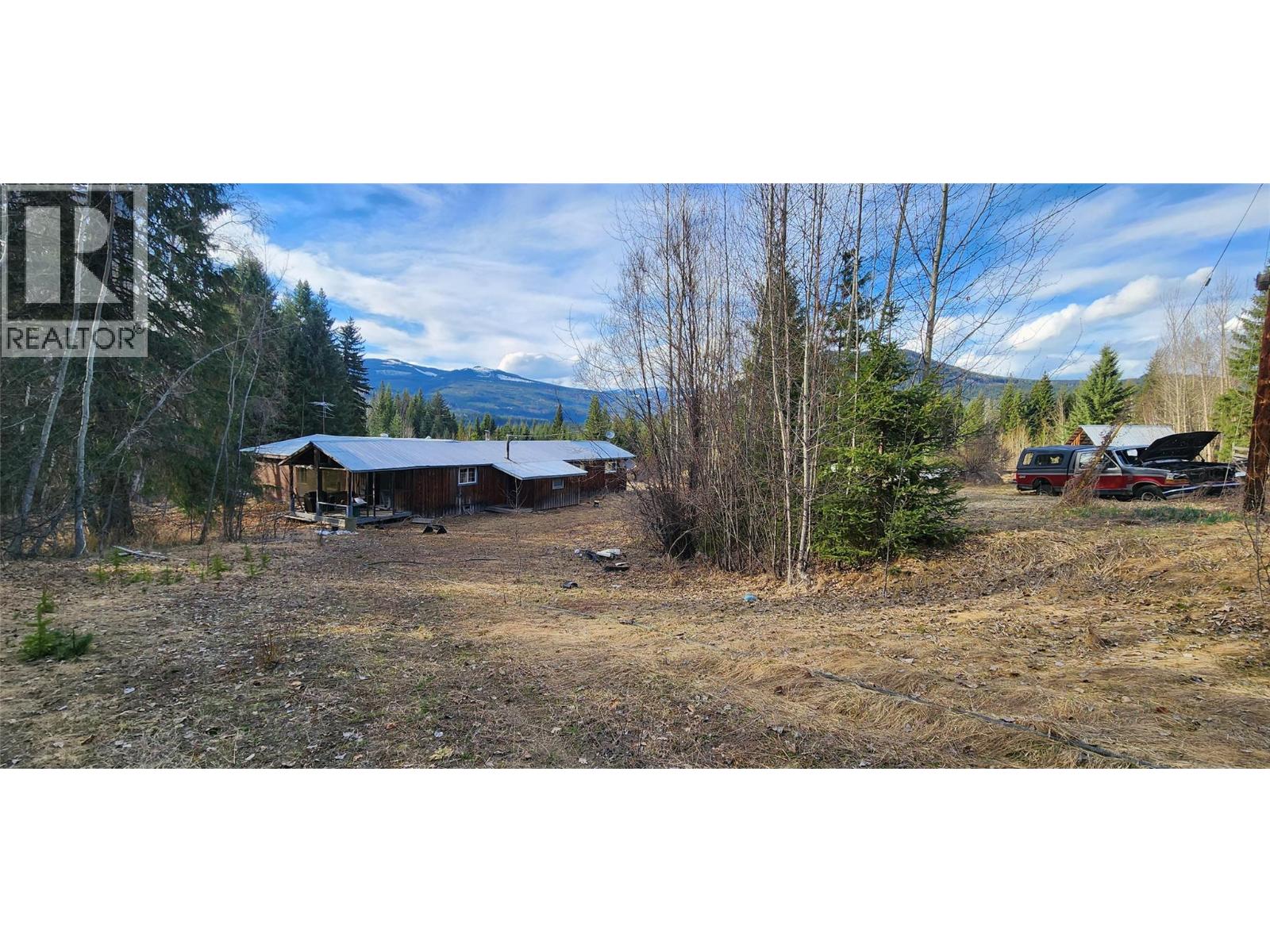 3584 Barriere South Road, Barriere