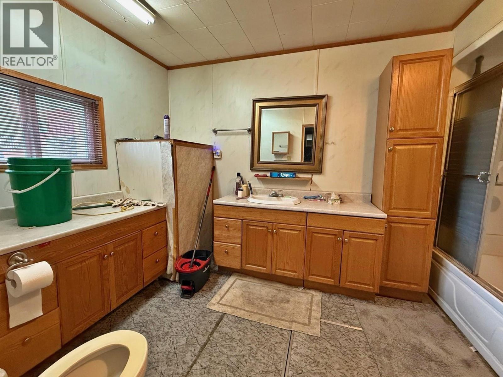 3437 Yellowhead Highway - 12