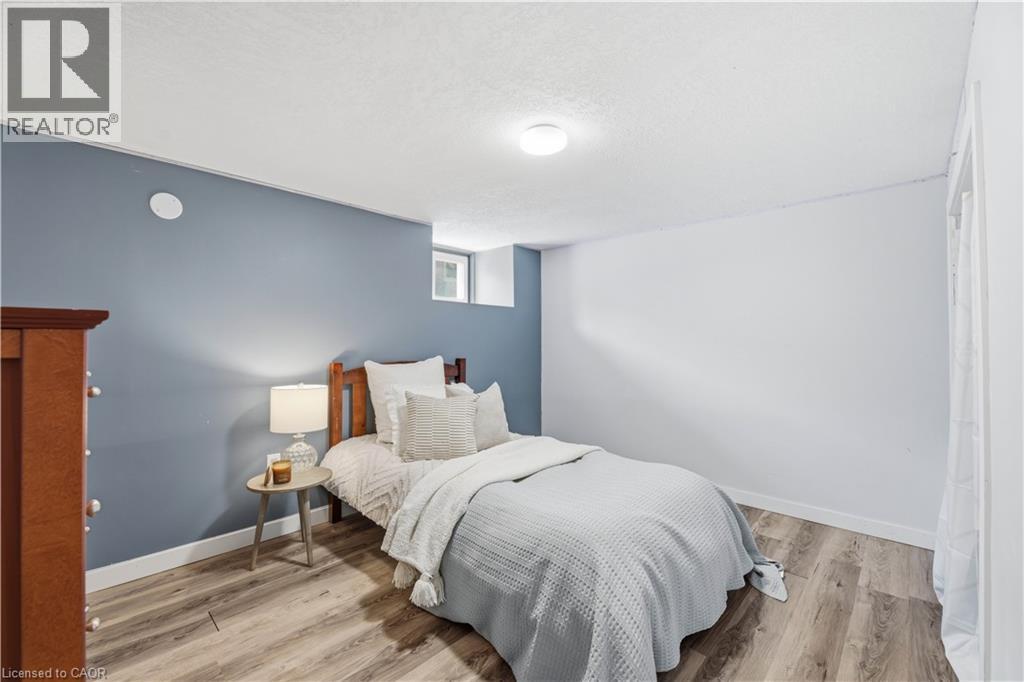 111 ELLIOTT Street - Image 24