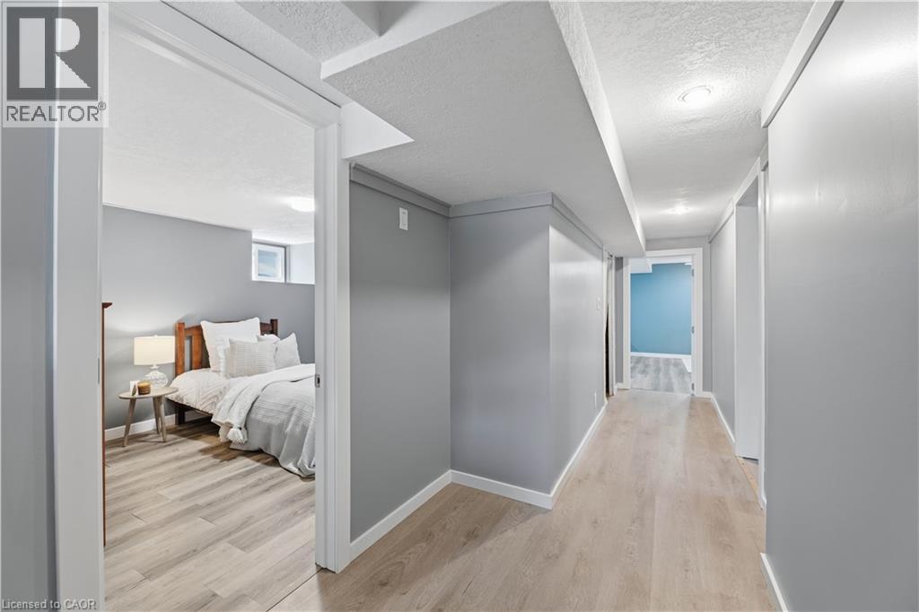 111 ELLIOTT Street - Image 23