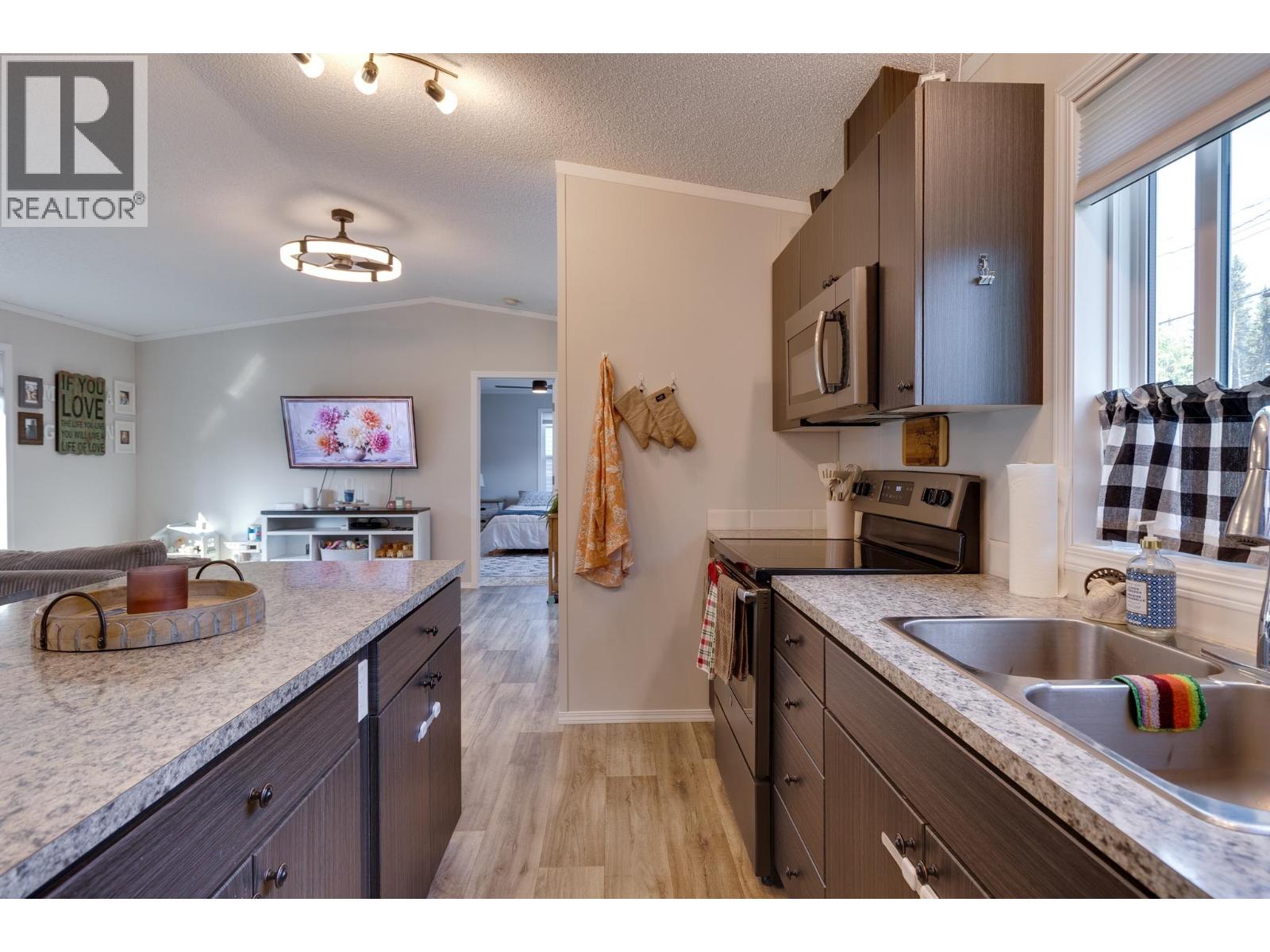 Photo 13 of 38 — 8369 CANTLE DRIVE · Prince George, BC