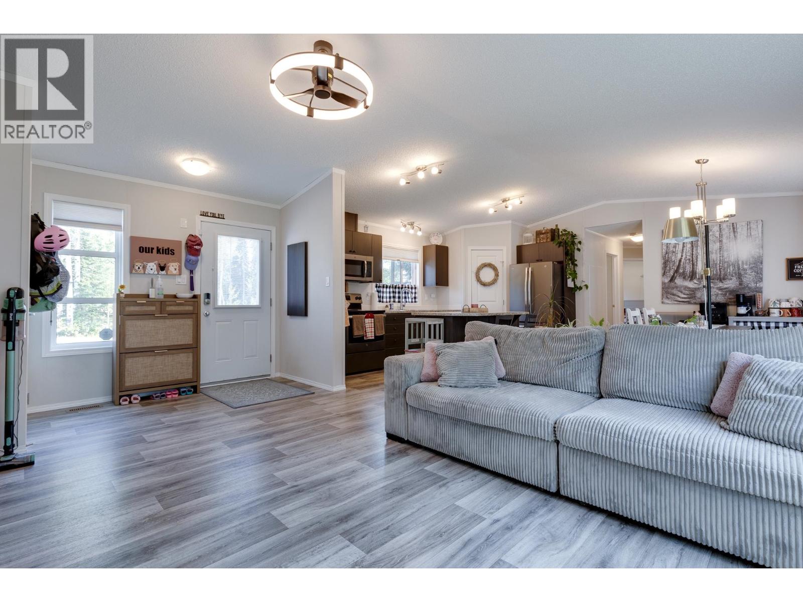Photo 9 of 38 — 8369 CANTLE DRIVE · Prince George, BC