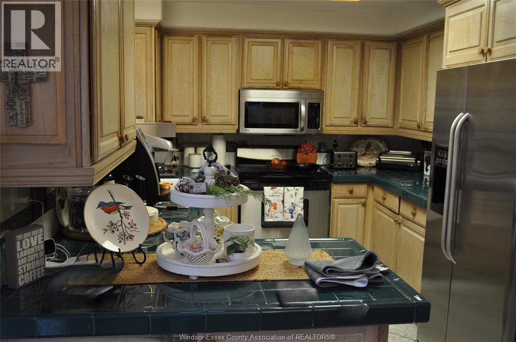 3515 SANDWICH STREET - 9