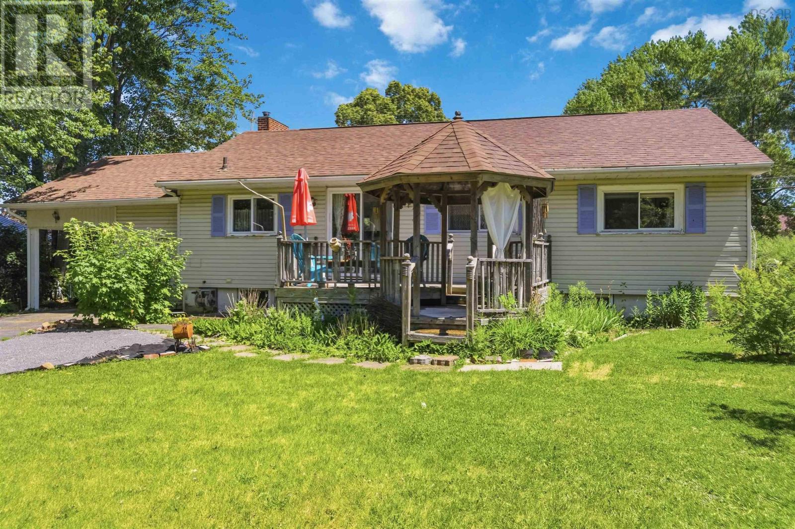 Property 34 of 42 of 46 Campbell Avenue