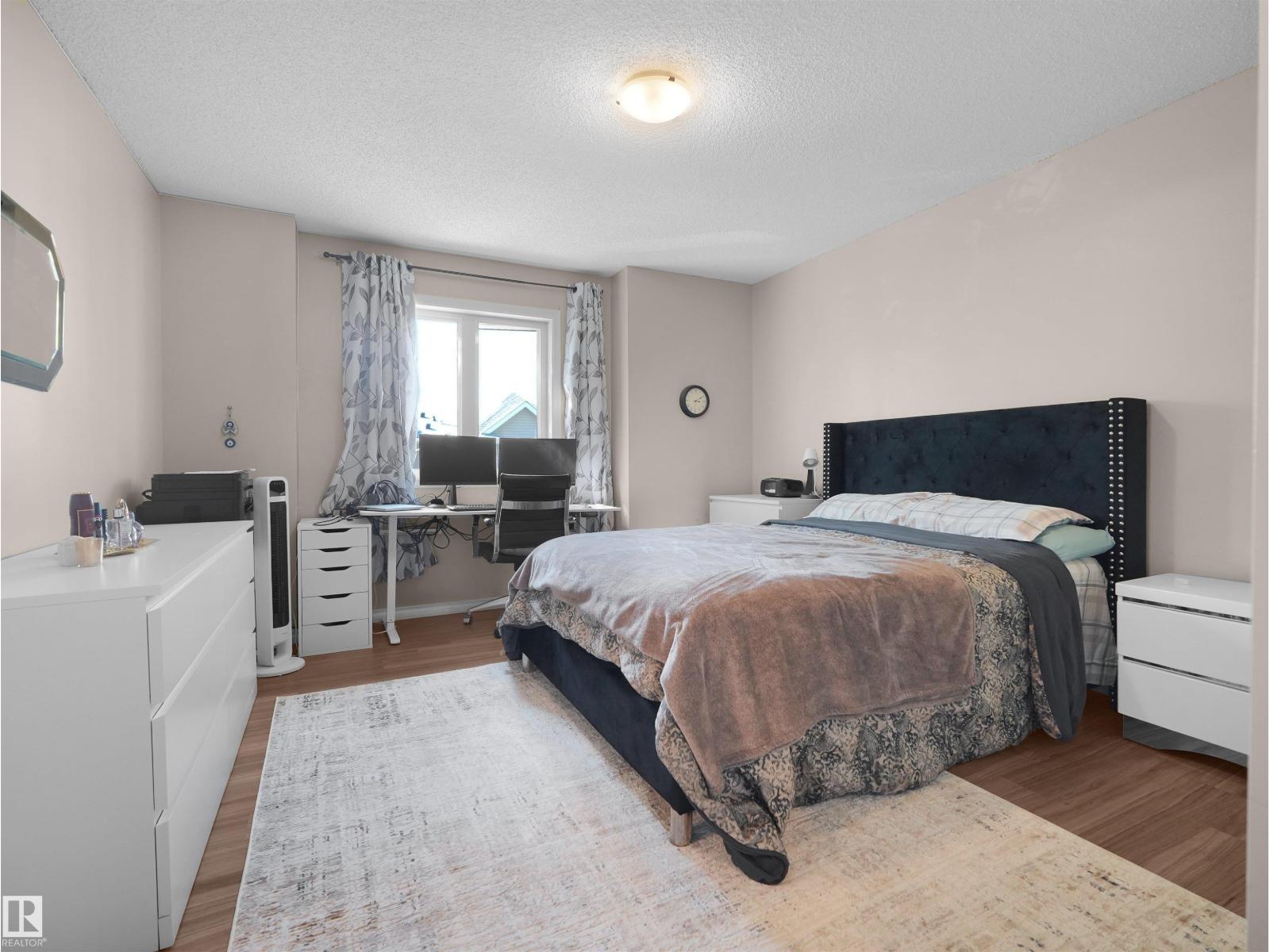 #90 5001 62 ST - 25