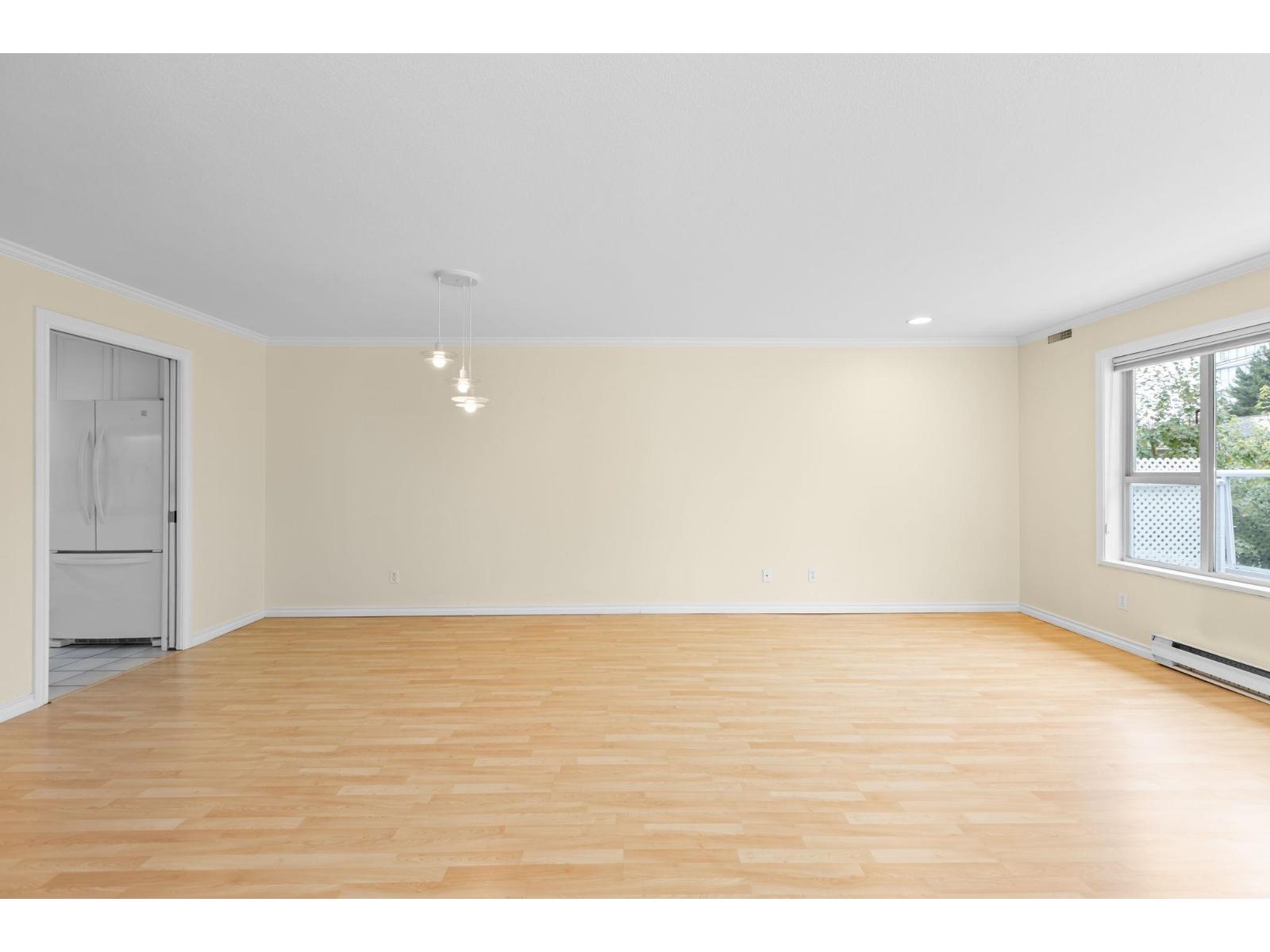 209 1378 GEORGE STREET, White Rock
