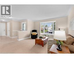 Living room - 118 Crumlin Lane, Freelton, ON L8B1A5 Photo 11