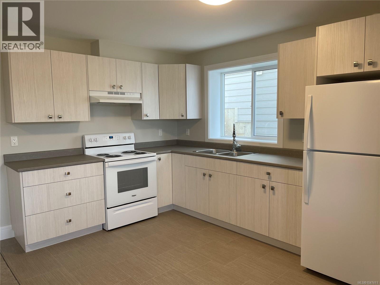 2044 Mountain Vista Dr, Nanaimo