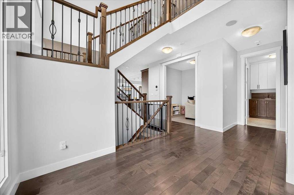 546 Sherwood Boulevard NW - Image 4