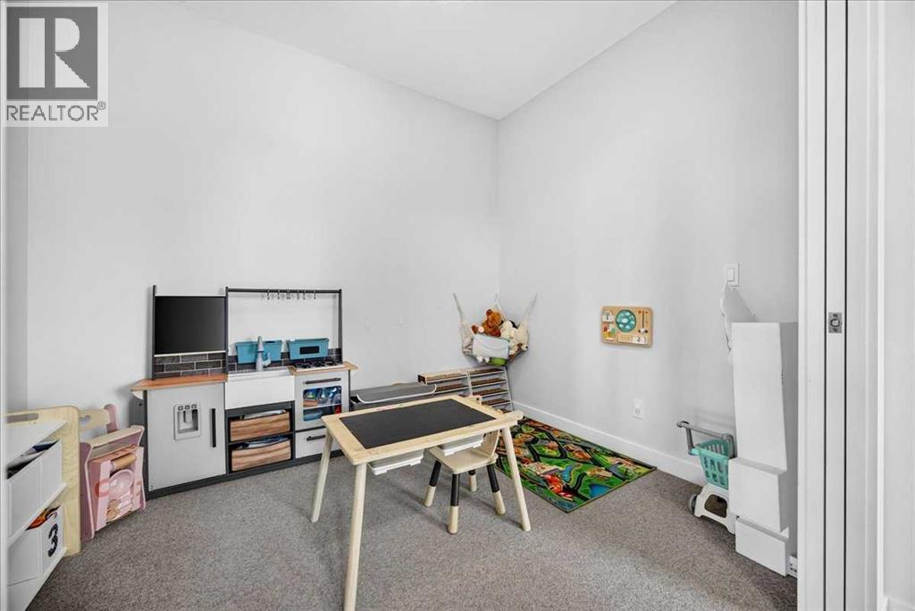 546 Sherwood Boulevard NW - Image 20