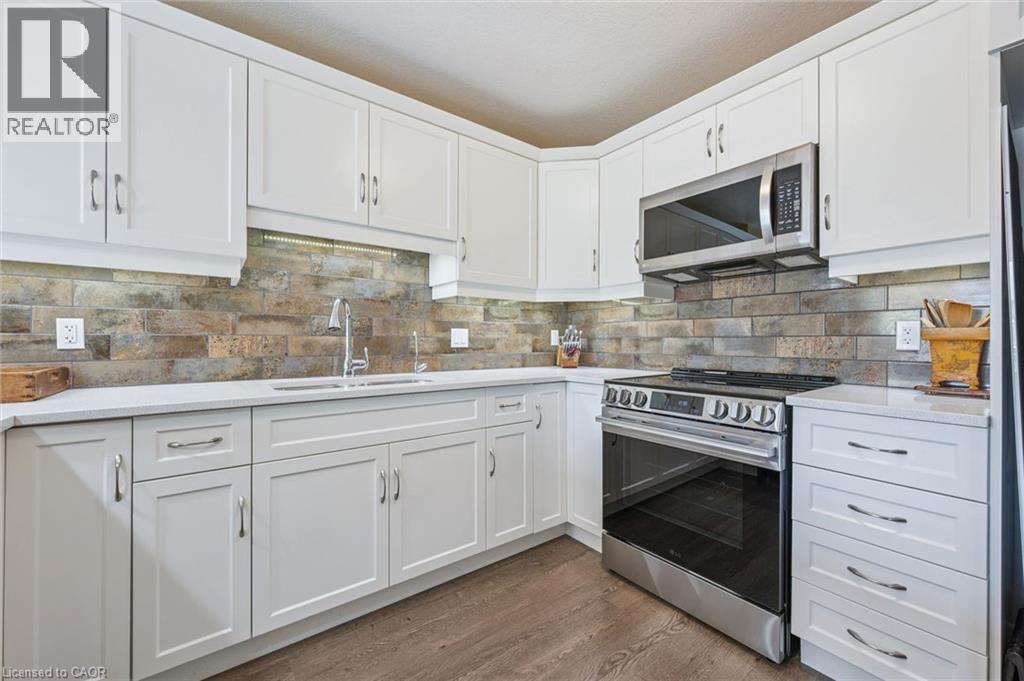 33 ROTH Street - 9