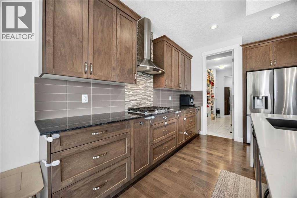 546 Sherwood Boulevard NW - 13