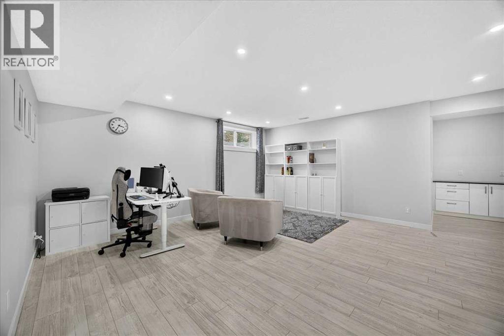 546 Sherwood Boulevard NW - Image 38