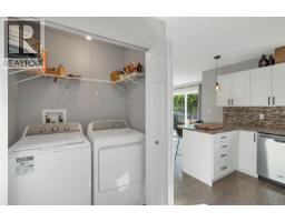 A 331 Mclean St, Campbell River, BC V9W2M7 Photo 12