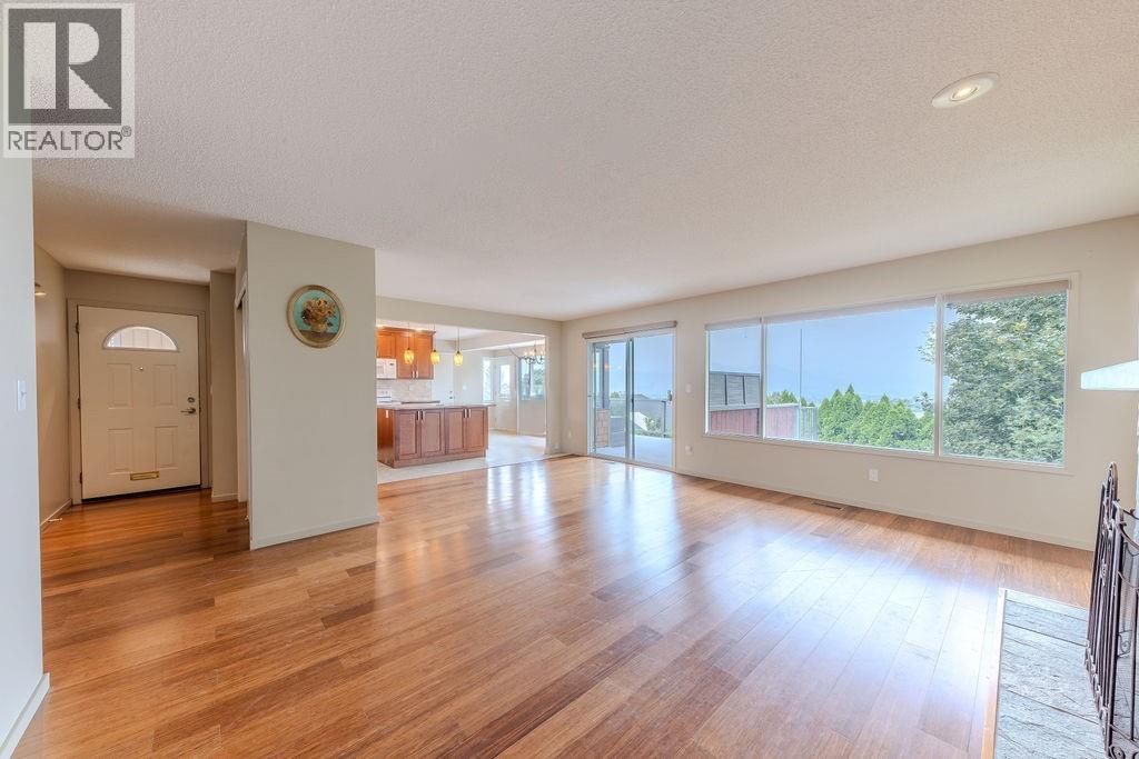 760 ARBUTUS Street - Image 23