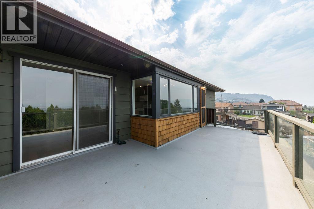 760 ARBUTUS Street - Image 9