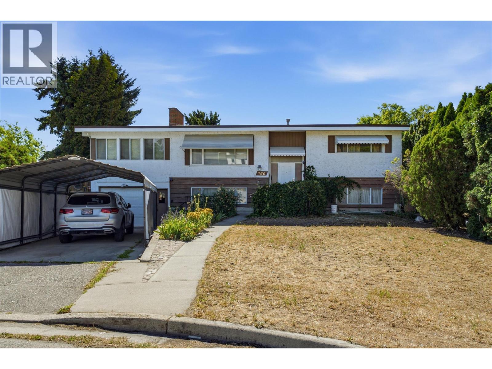  766 Coopland Crescent, Kelowna