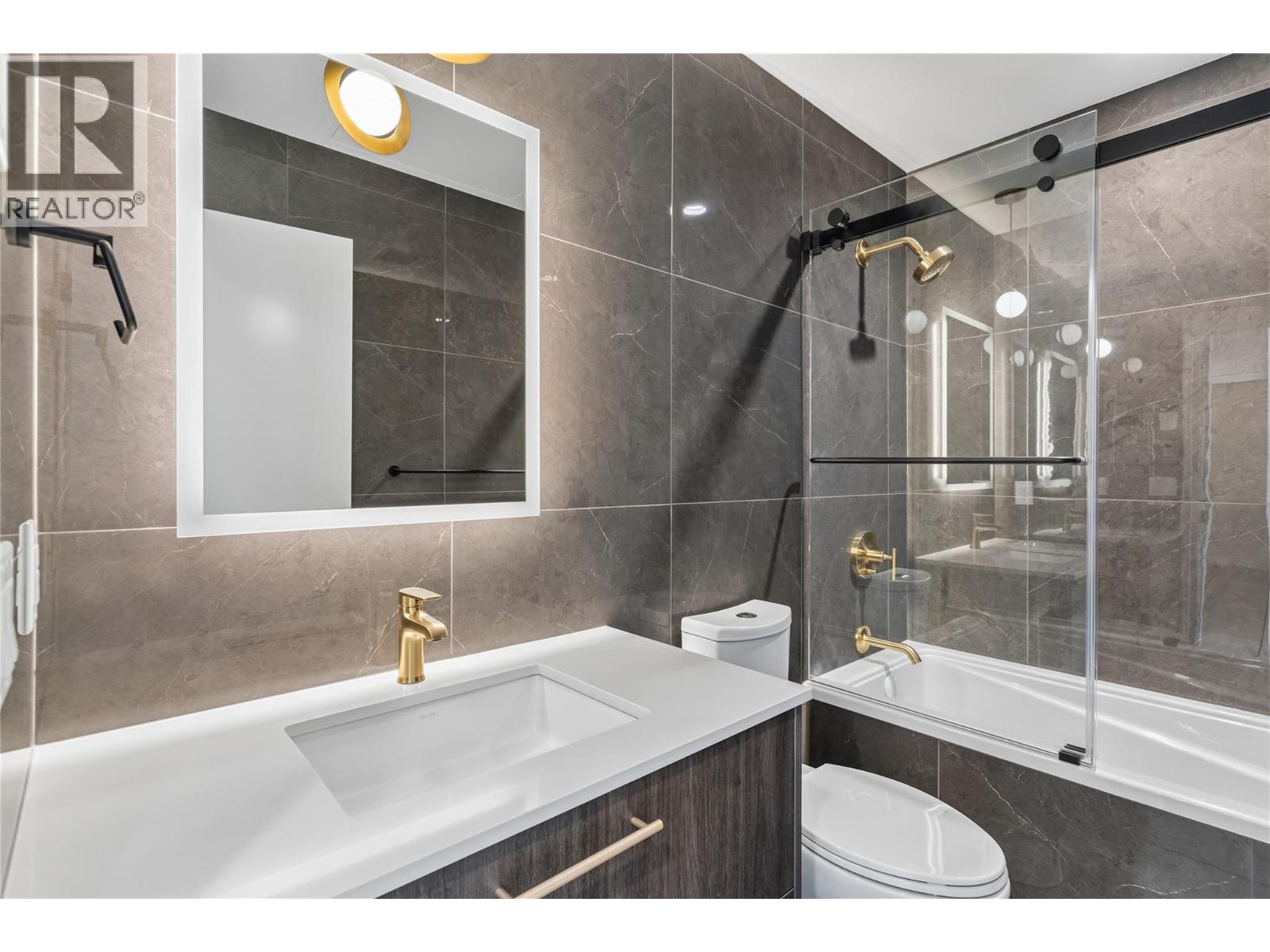 701 3800 Capozzi Road, Kelowna