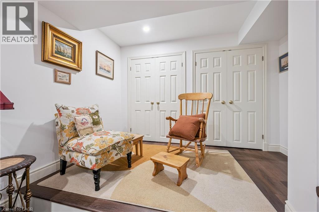 460 WINCHESTER Drive - Image 37