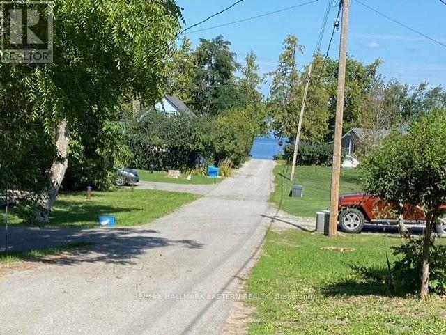 2305 THURSTONIA ROAD - 3