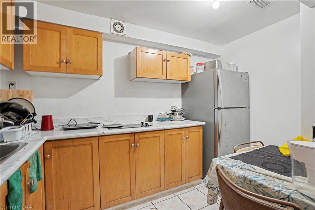 332 BREMBEL Crescent - 28