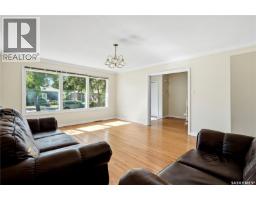 3pc Bathroom - 49 Scott Street, Regina, SK S4S4A1 Photo 8