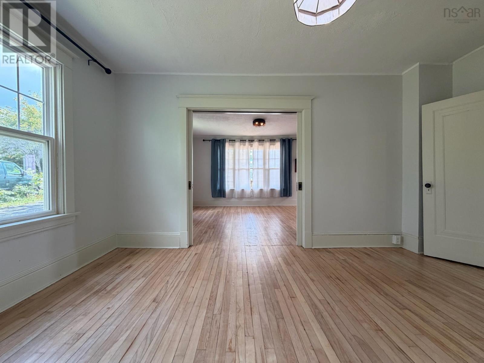 Property 22 of 33 of 1 Philpott Street