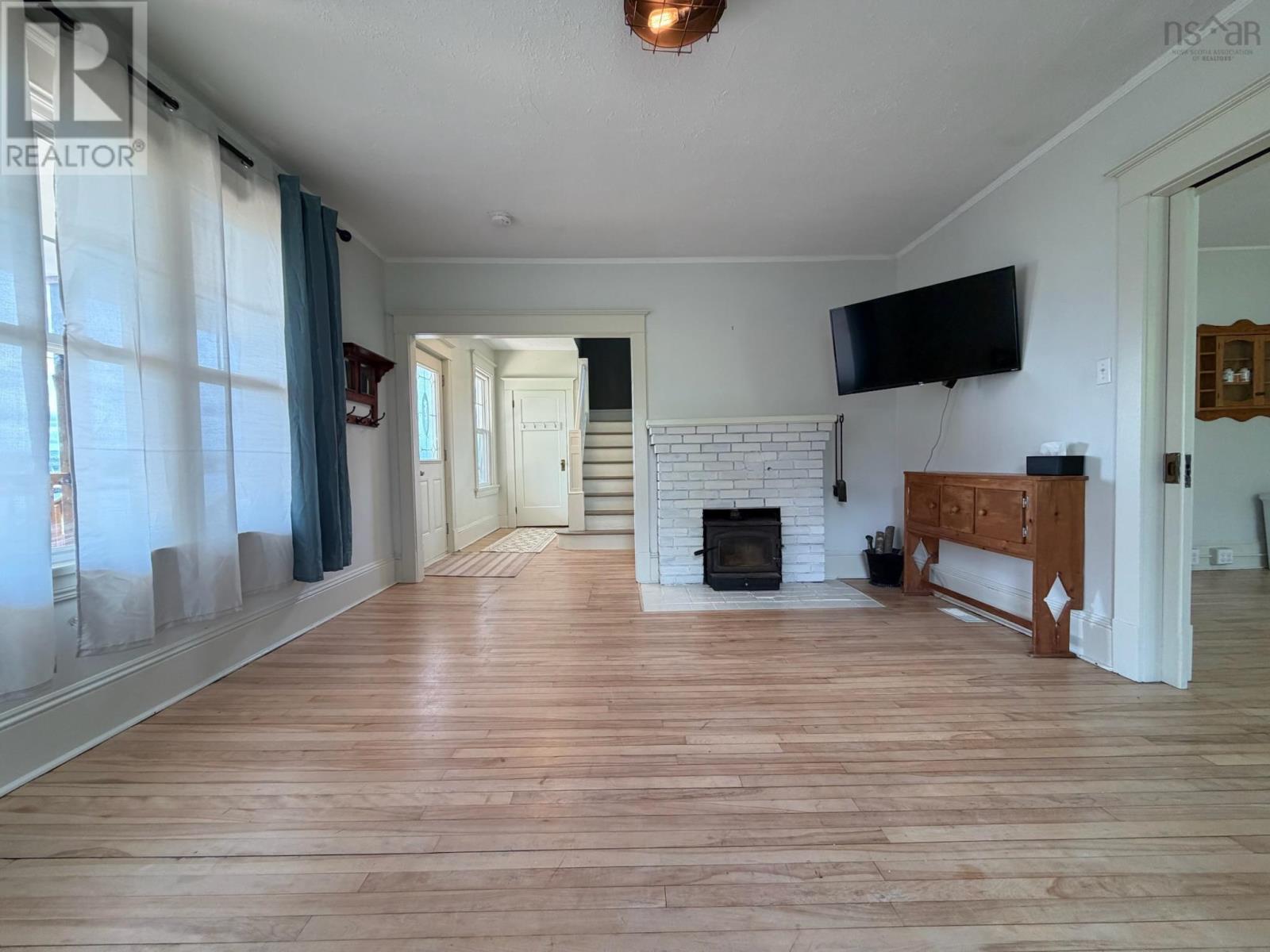 1 Philpott Street - 19