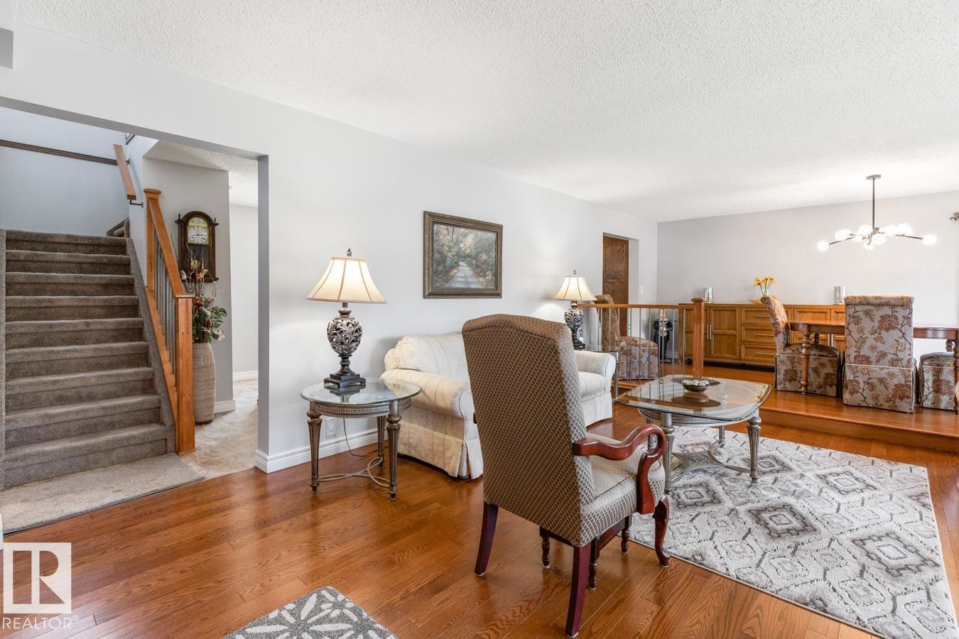 10502 158 ST NW - 3