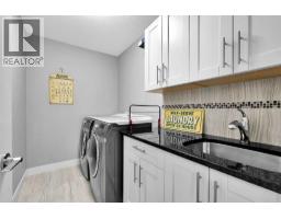 425 21 Avenue NW - photo 32