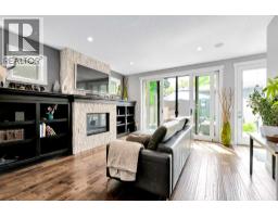 425 21 Avenue NW - photo 15