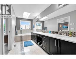 425 21 Avenue NW - photo 25