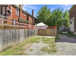 570 Cannon Street E, Hamilton, ON L8L2G4 Photo 41