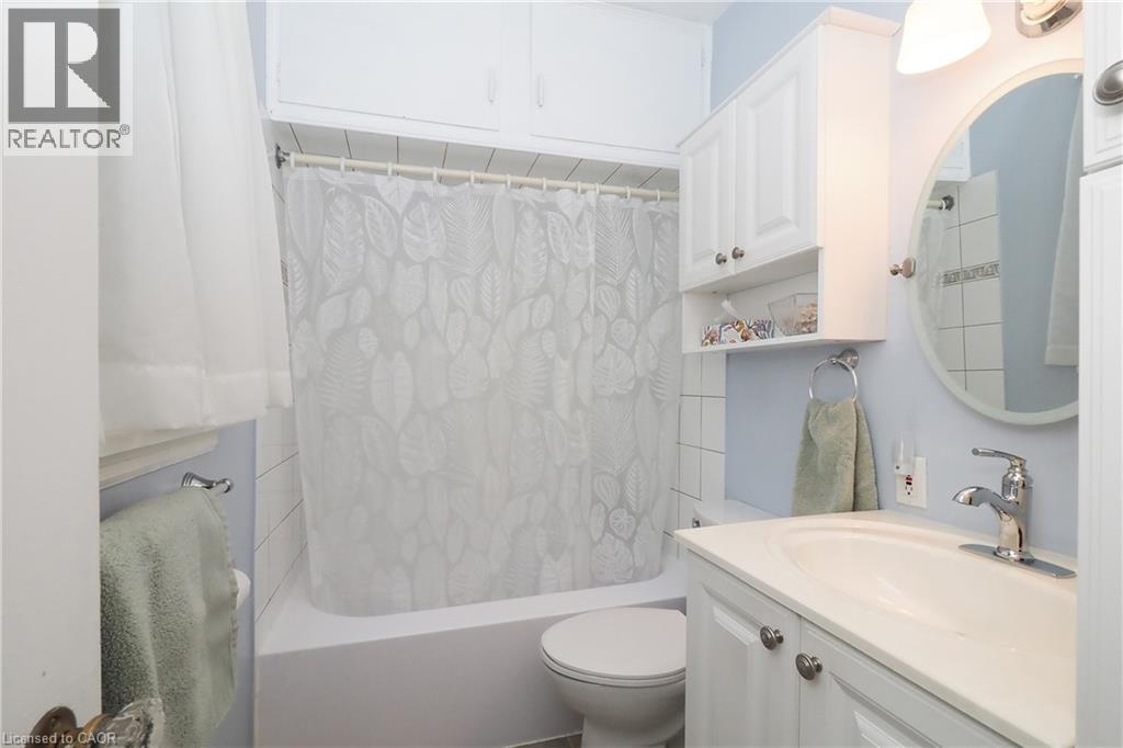 60 BELMONT Avenue W - 15