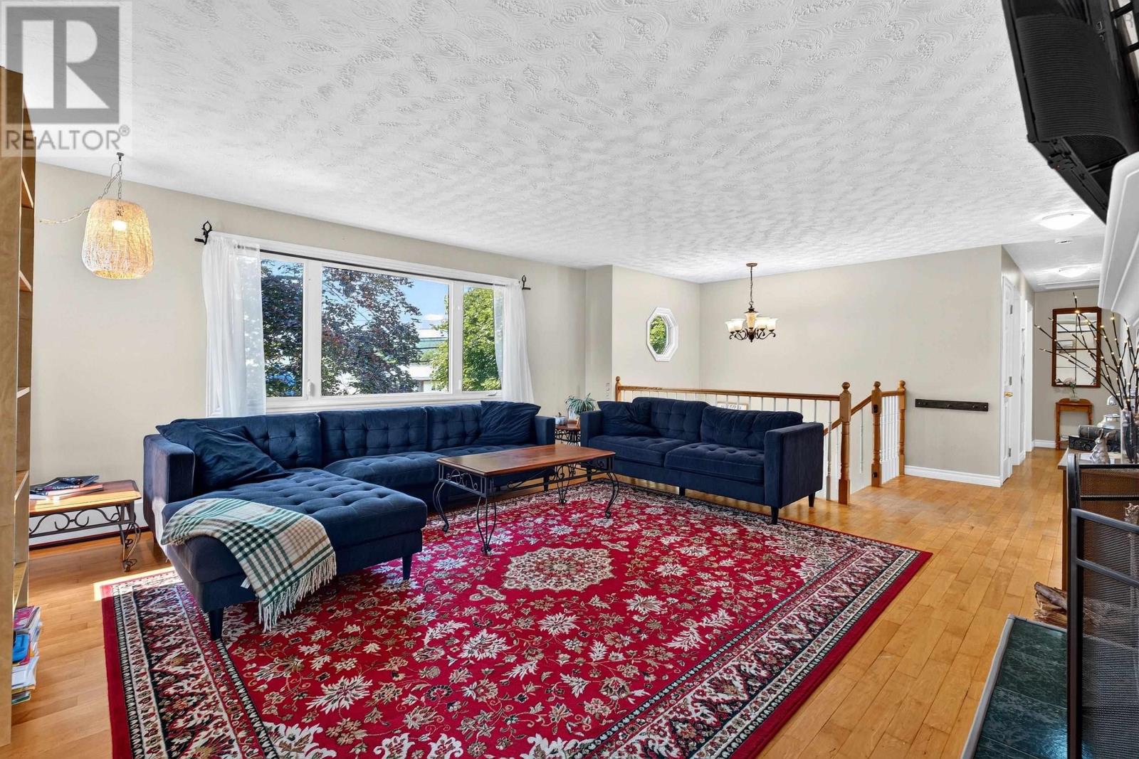 63 Oakmount Drive - 5