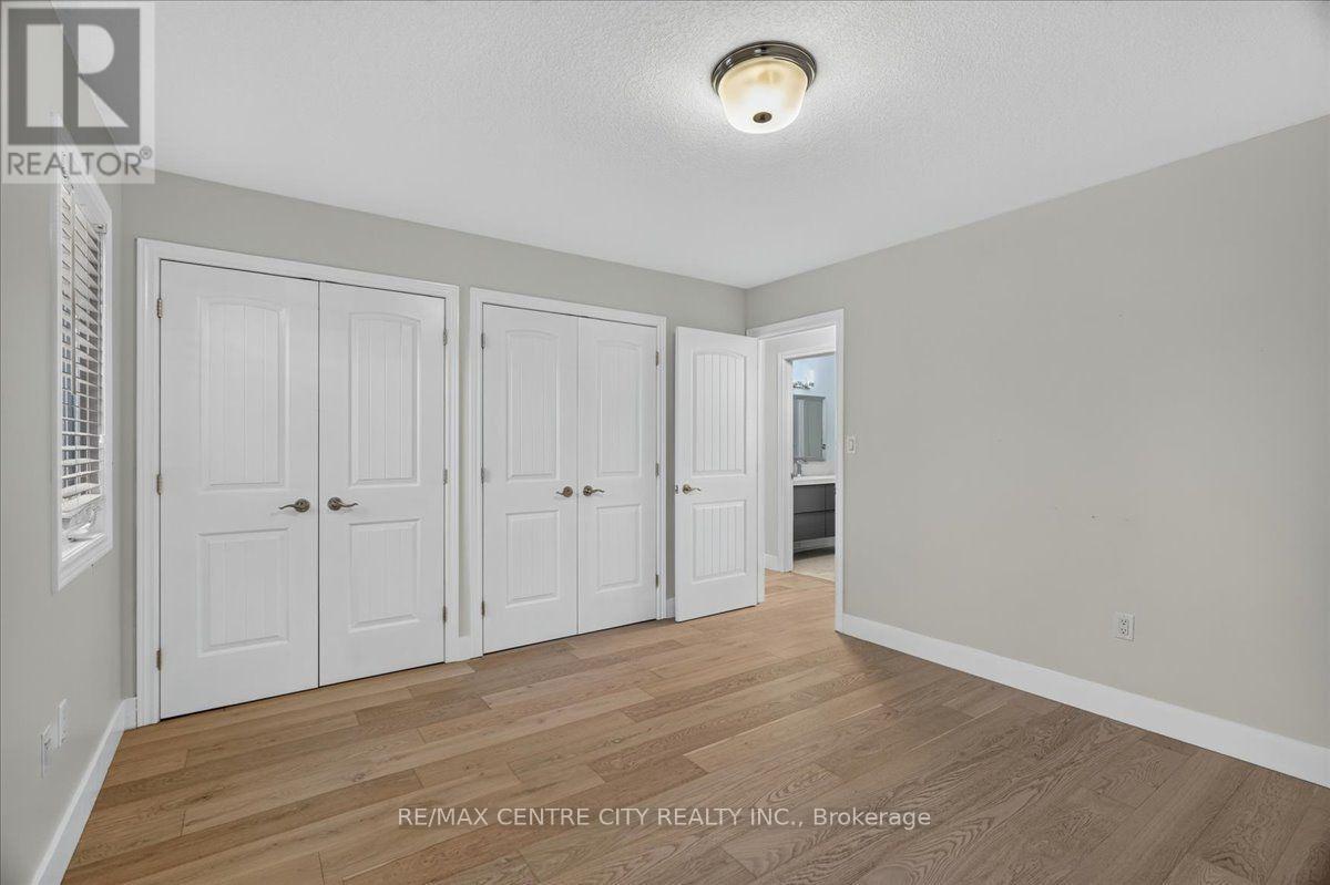 59 BRIDLE PATH - Image 22