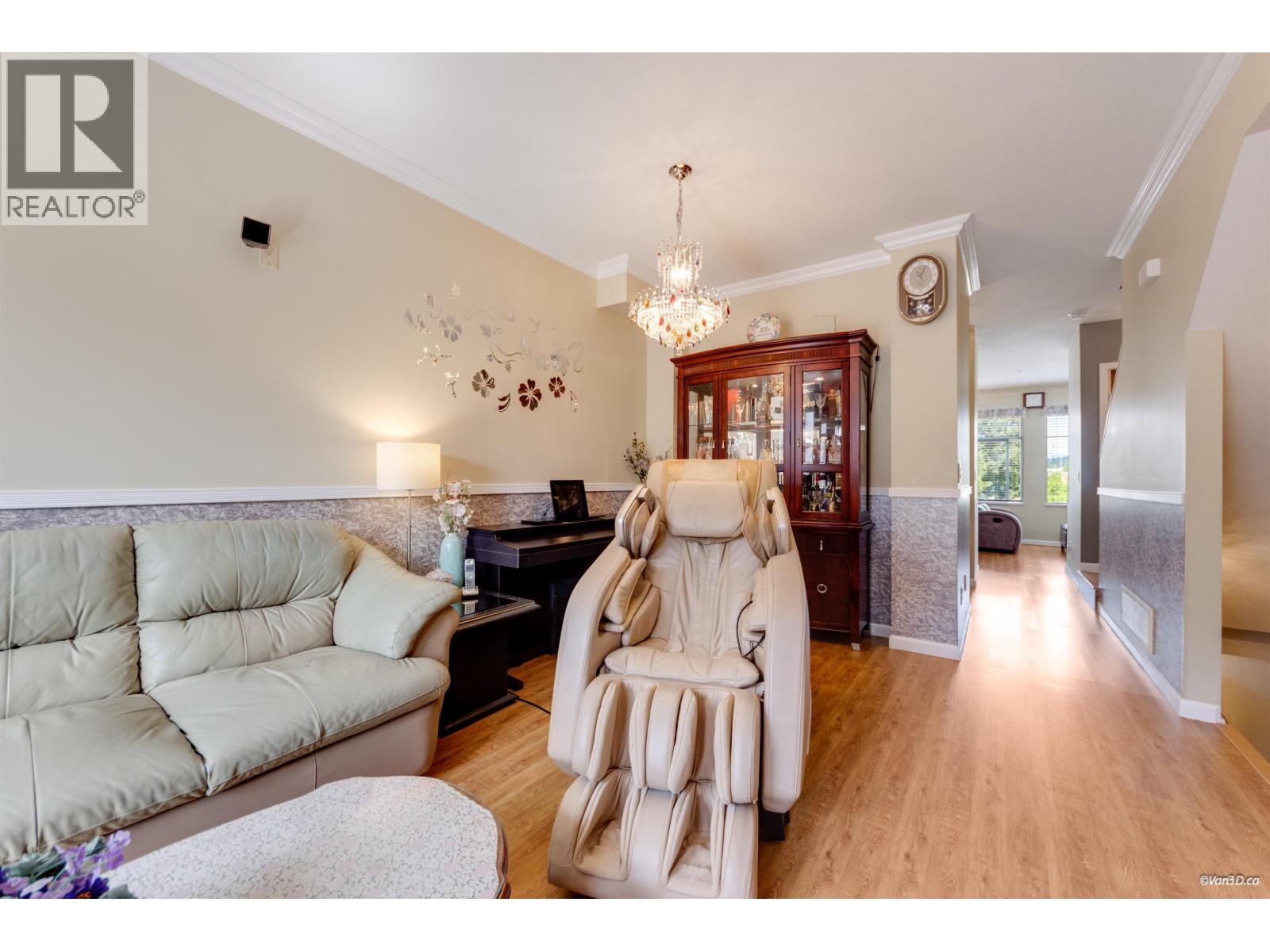 19 1010 EWEN AVENUE, New Westminster
