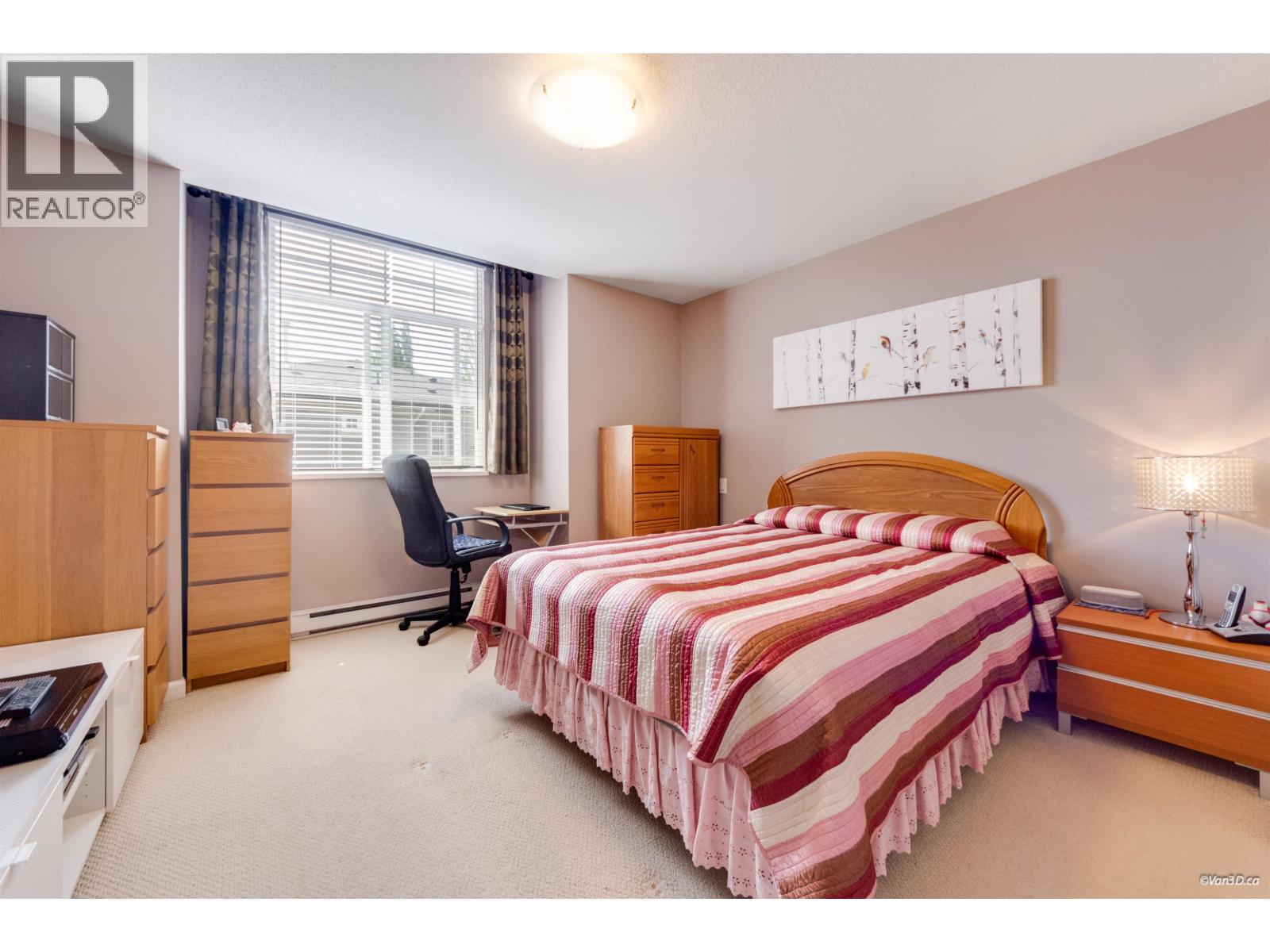 19 1010 EWEN AVENUE, New Westminster