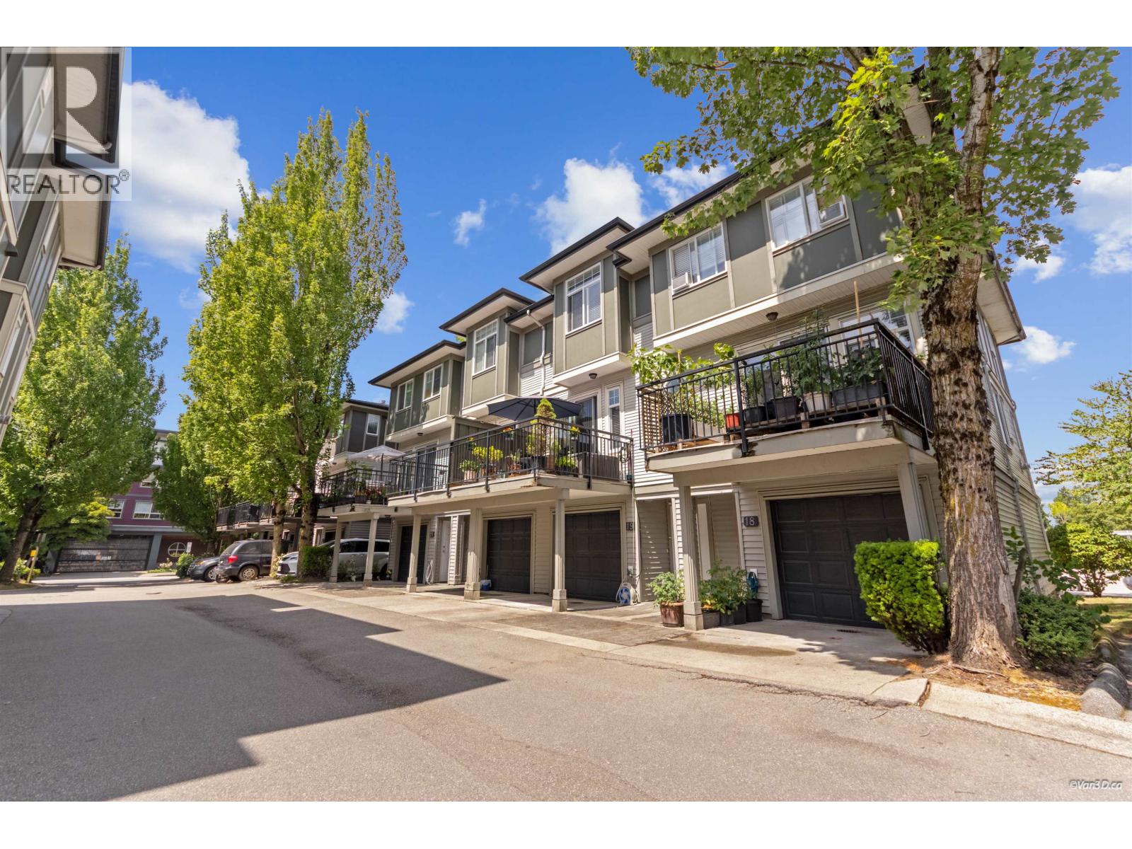 19 1010 EWEN AVENUE, New Westminster