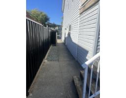 13342 79 Avenue, Surrey, BC V8W8H4 Photo 8