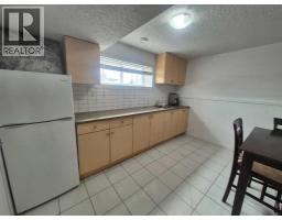 Living room/Dining room - 4848 49 Avenue, Irma, AB T0B2H0 Photo 11