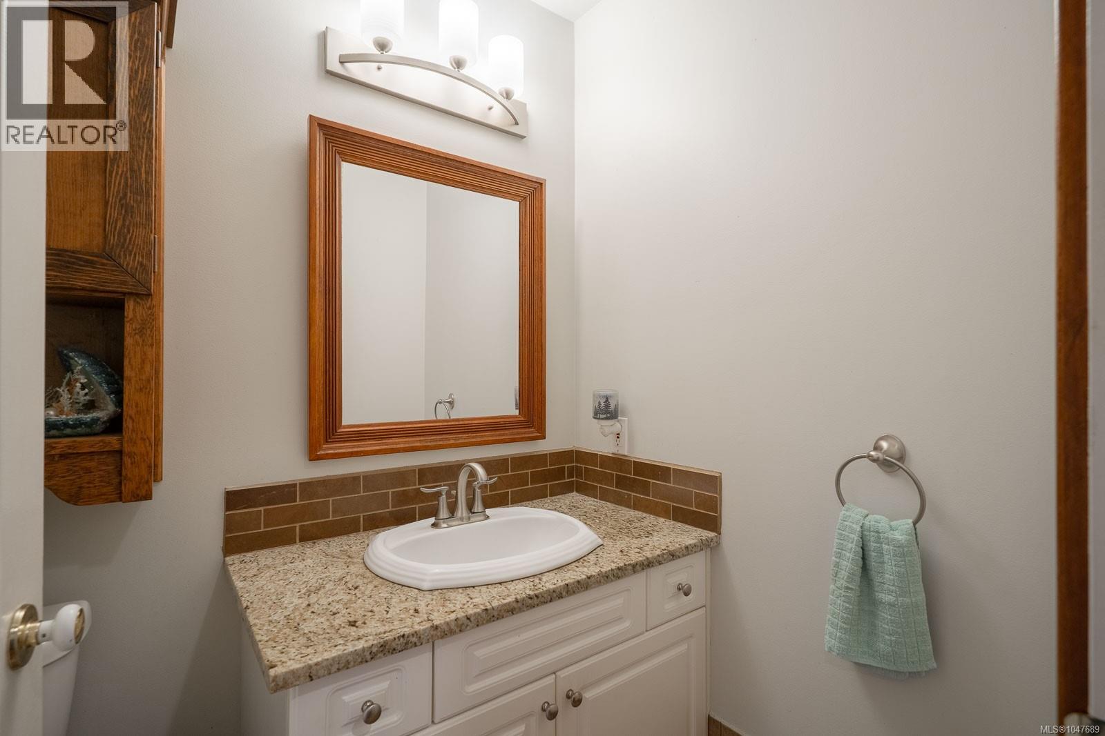 7201 Bell Rd, Port Alberni