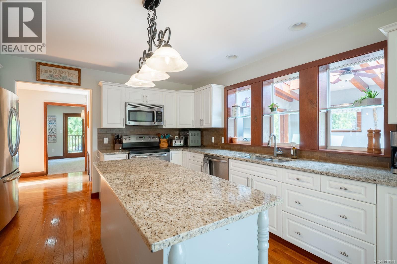 7201 Bell Rd, Port Alberni