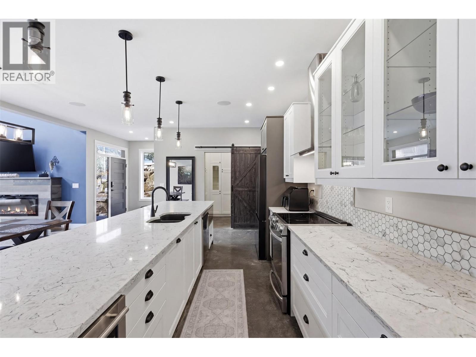 2533 Mountain View Drive, Sun Peaks