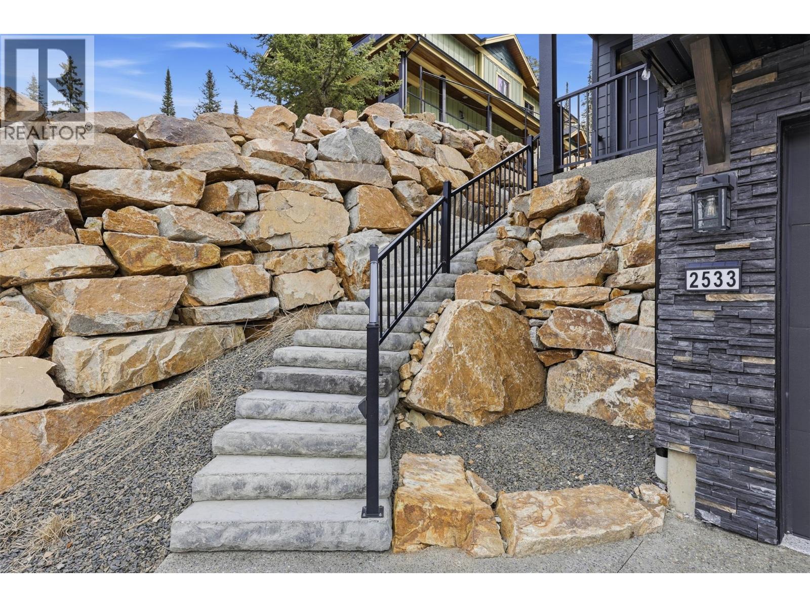 2533 Mountain View Drive, Sun Peaks