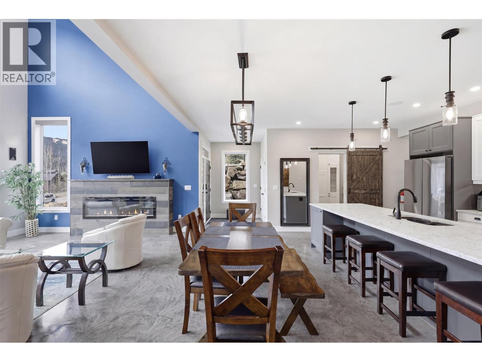 2533 Mountain View Drive, Sun Peaks