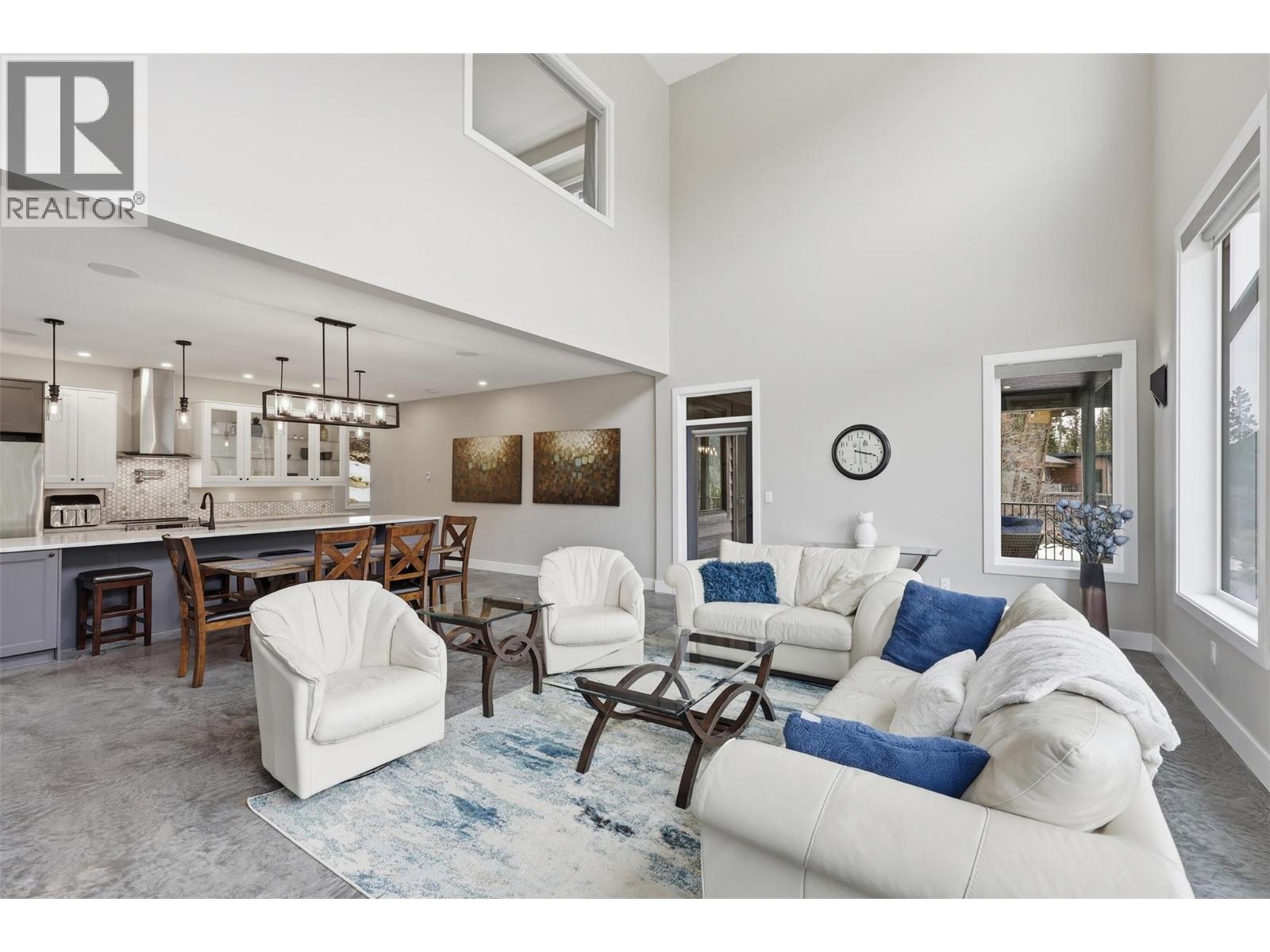 2533 Mountain View Drive, Sun Peaks