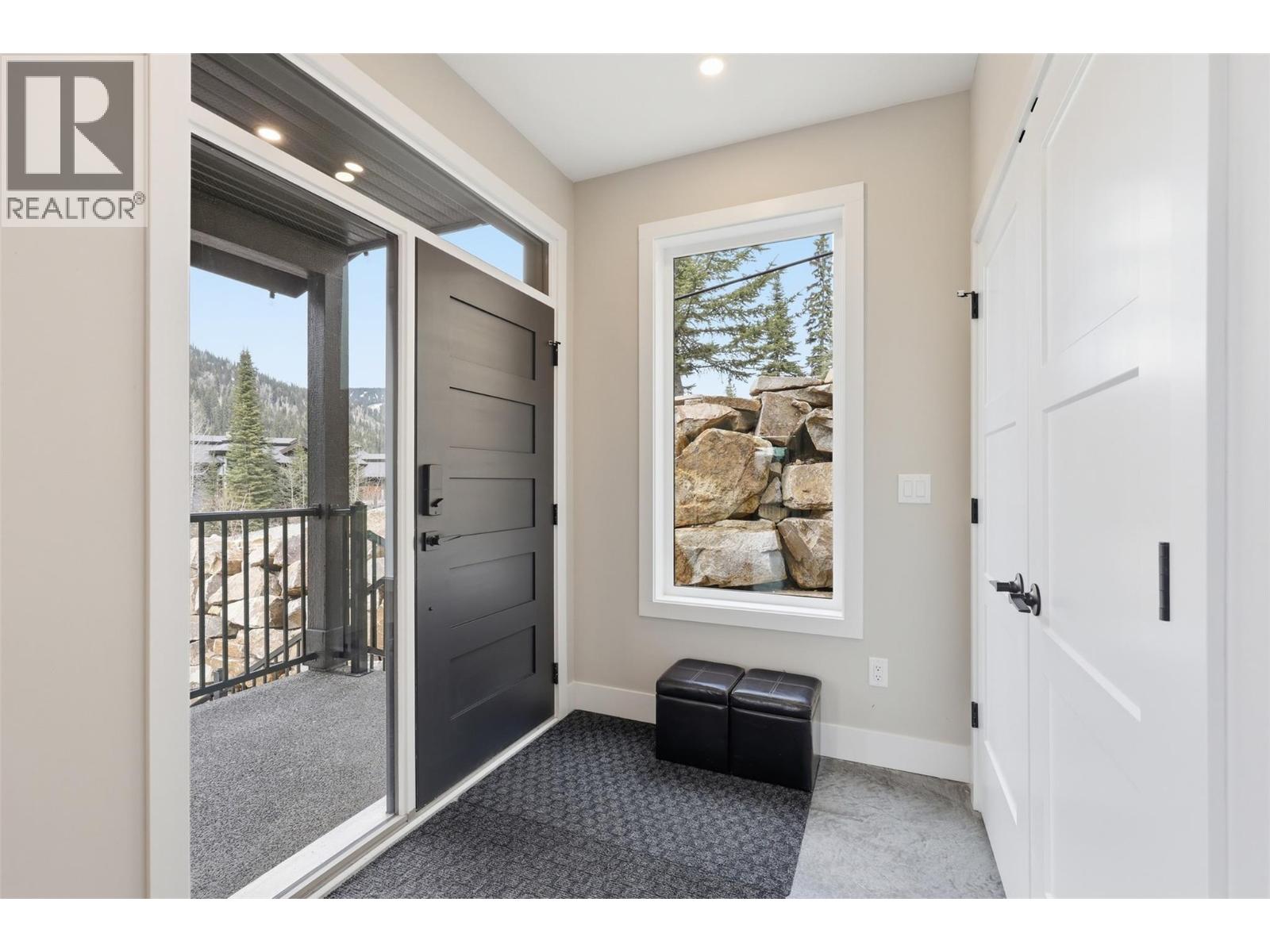 2533 Mountain View Drive, Sun Peaks