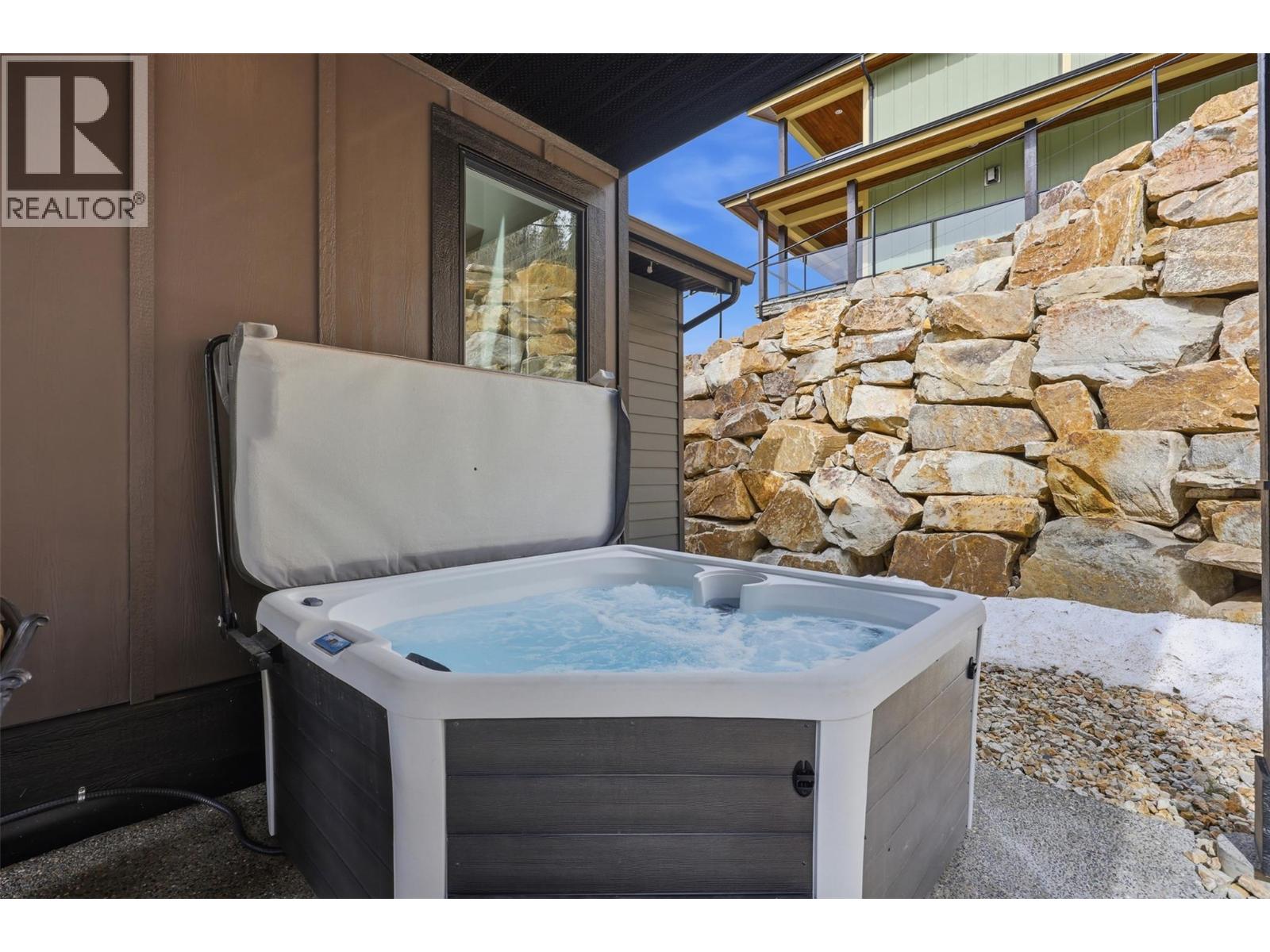 2533 Mountain View Drive, Sun Peaks