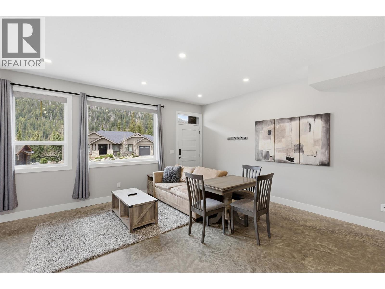 2533 Mountain View Drive, Sun Peaks